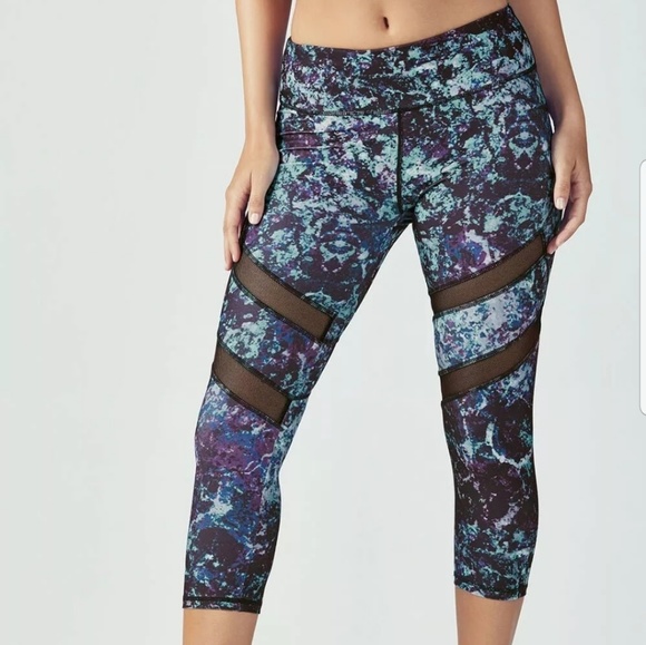 Fabletics Pants - NWT Fabletics Alessia Capris XXL